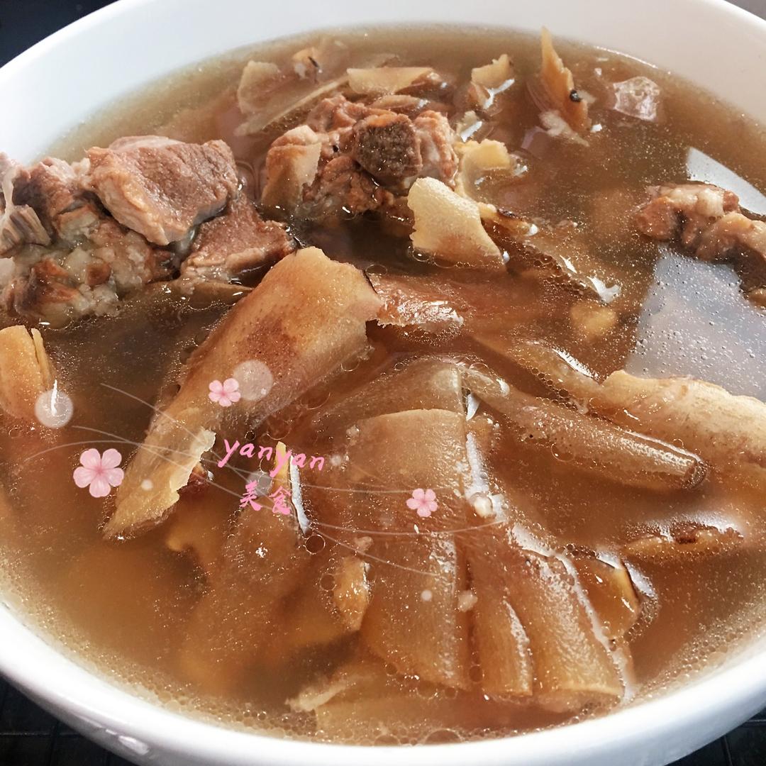 时光荏苒yan做的土茯苓薏米猪骨汤