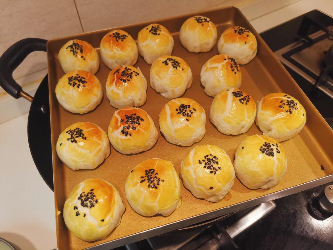 蛋黄酥酥酥（超级奶香黄油版）