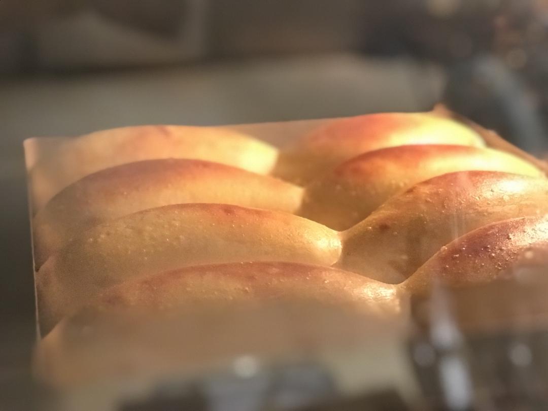 颜值奶油草莓甜心小面包