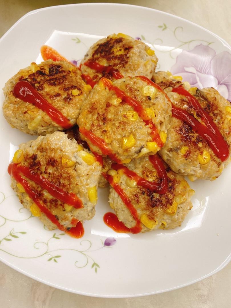 减肥餐：香煎鸡胸肉饼