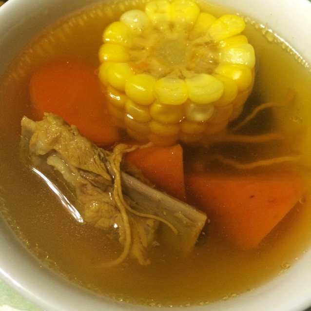 虫草花玉米排骨汤