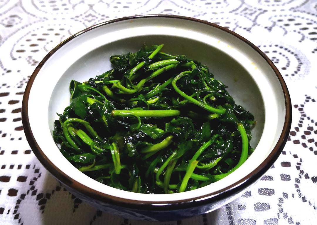 清炒枸杞头
