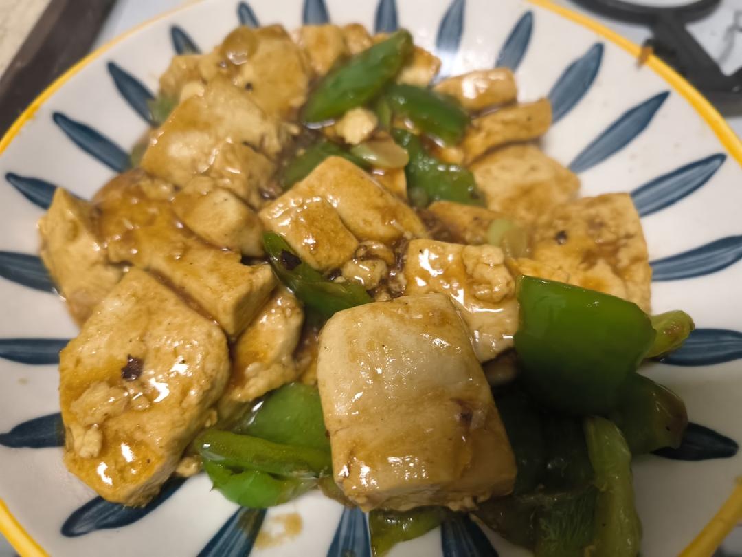 青椒炒豆腐