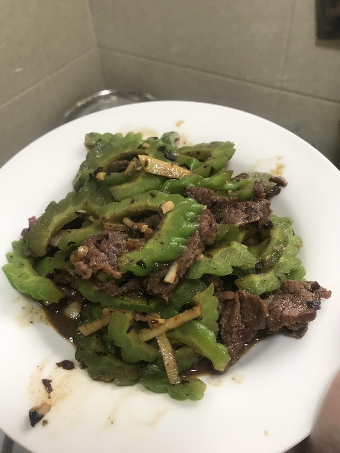 苦瓜豆豉炒牛肉的做法