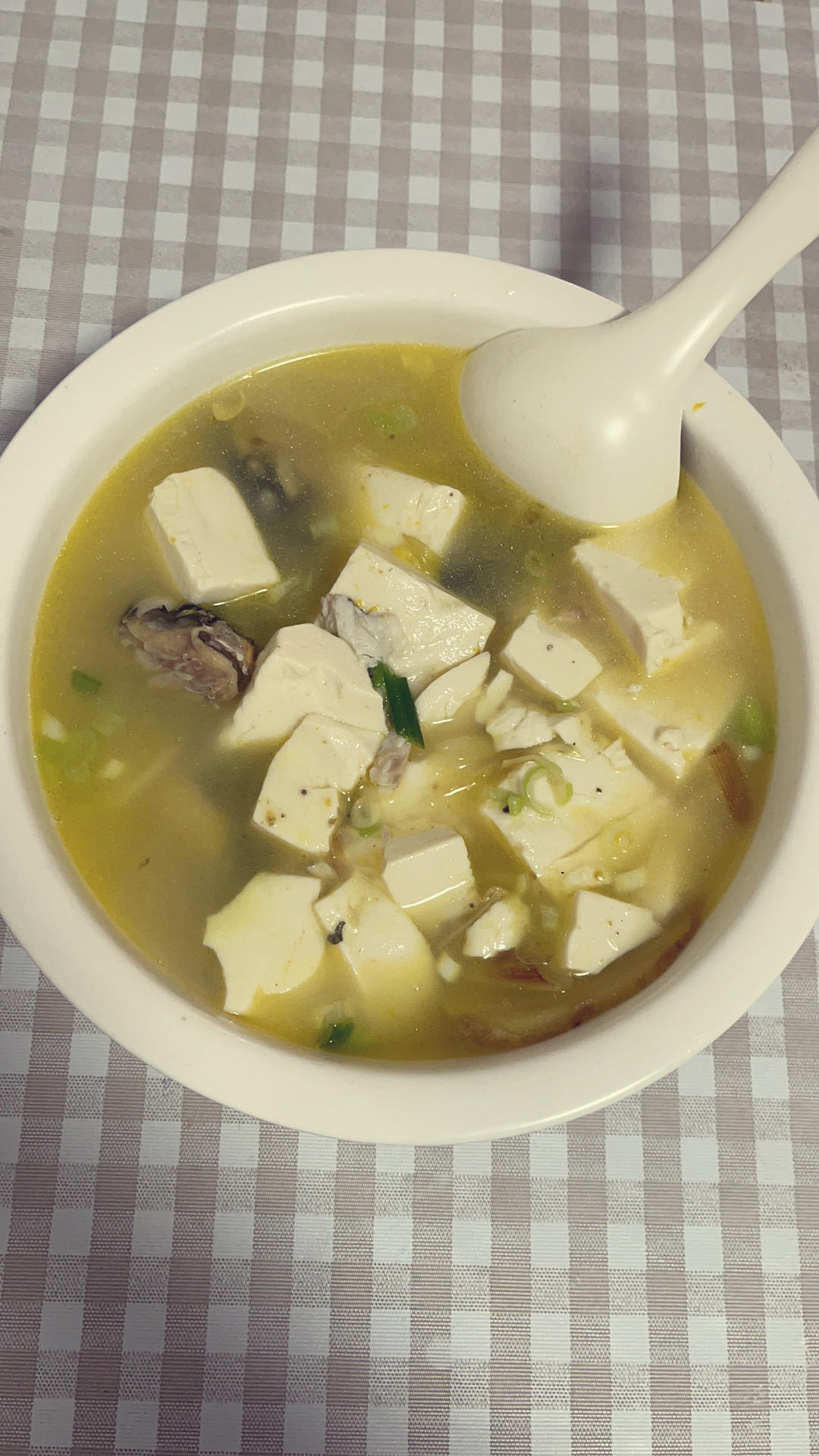 鲜掉眉毛的->昂刺鱼豆腐汤