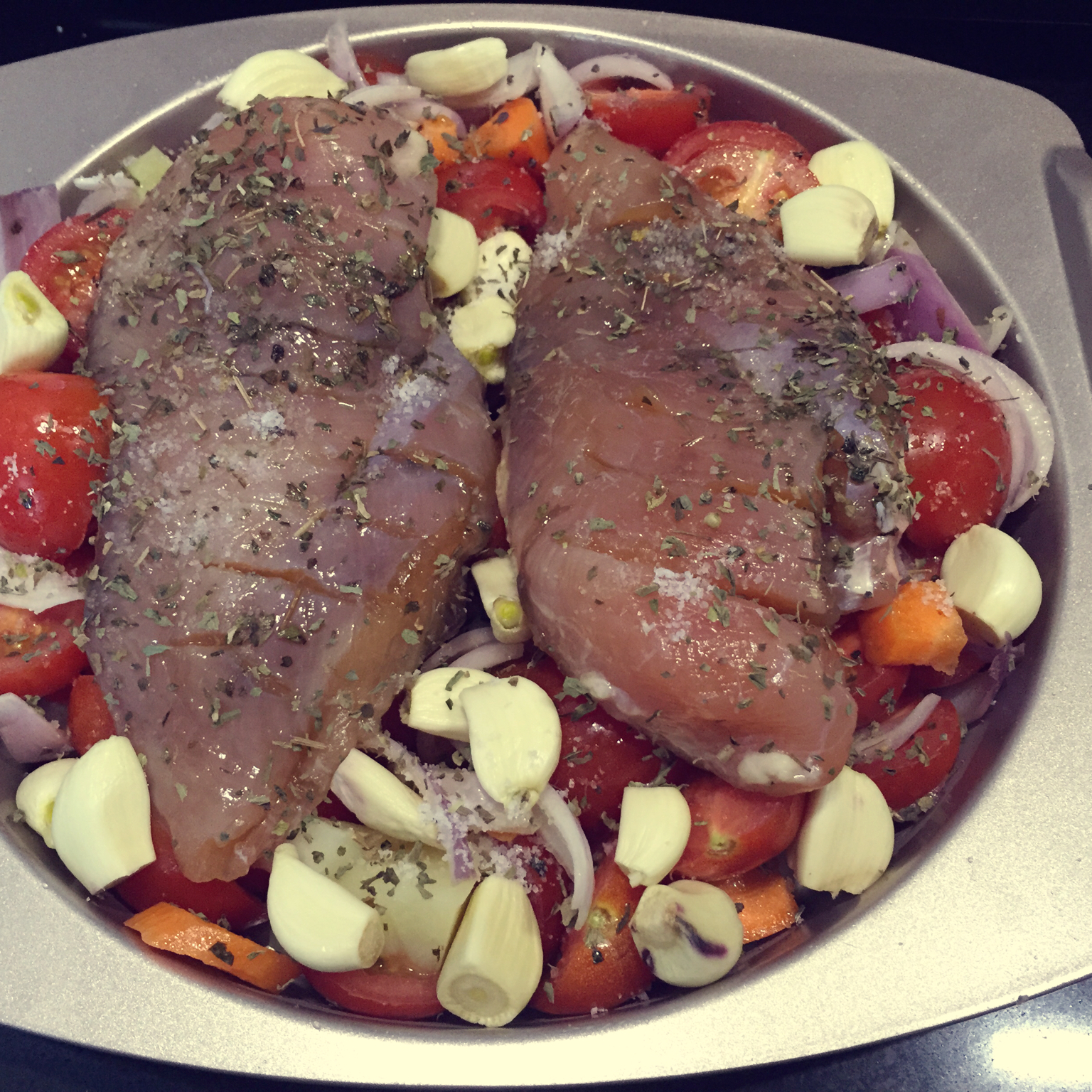 番茄蒜香烤鸡胸肉