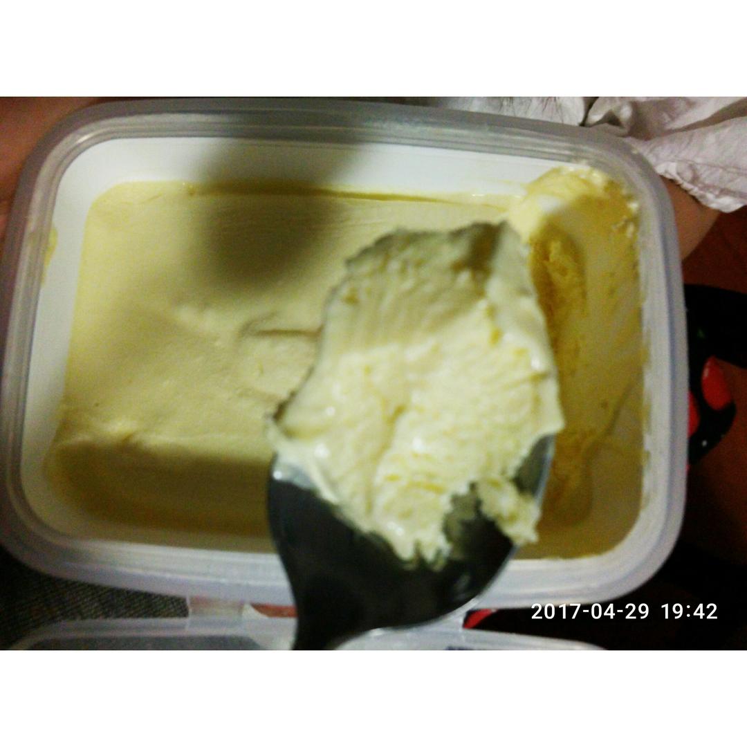 朗姆黑加仑冰淇淋 Rum Raisin Ice cream