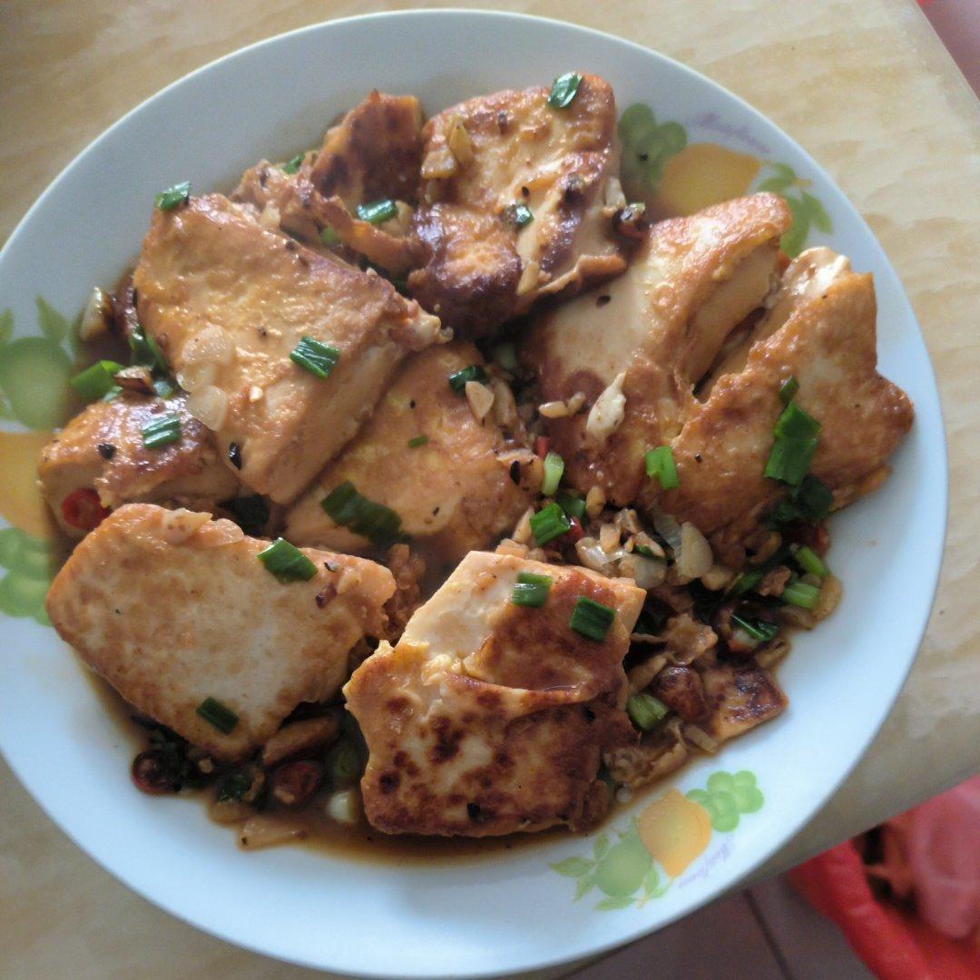 焖煎豆腐