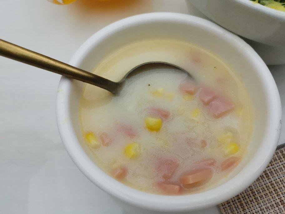火腿玉米浓汤