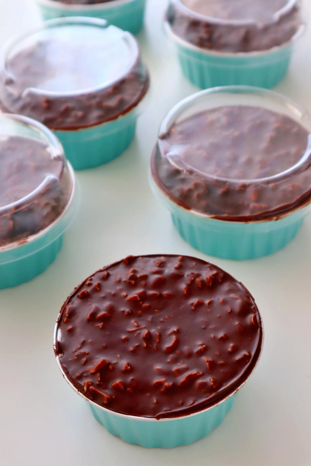 巧克力控：巧克力脆皮盒子蛋糕