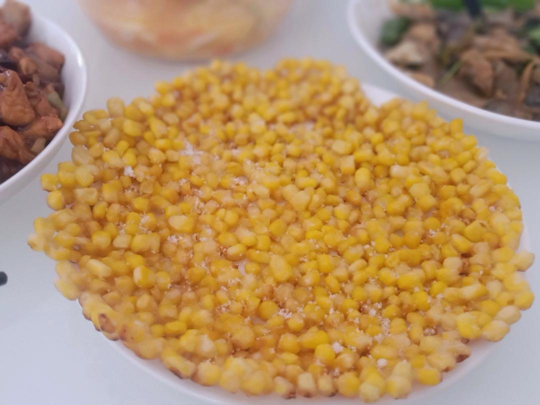 玉米烙总是失败？很多人第一步就做错，先烧热油是关键，饭店做法