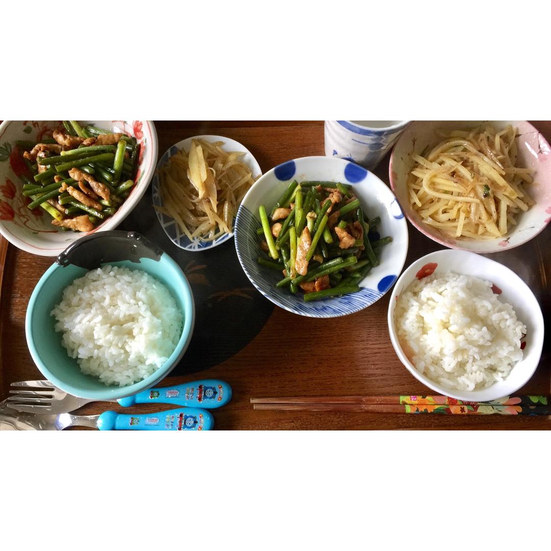 蒜薹炒肉
