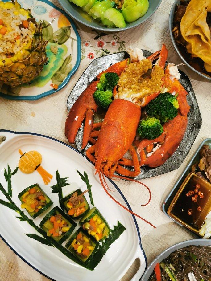 最美年夜饭—🧨红红火火过大年🦞蒜蓉粉丝蒸大龙虾🦞