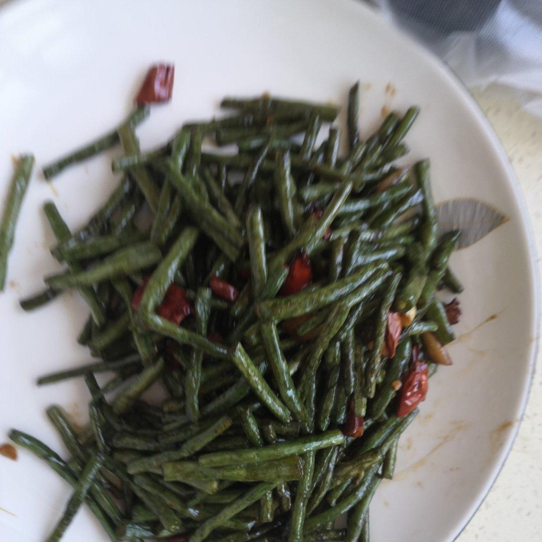超好吃的干煸豆角
