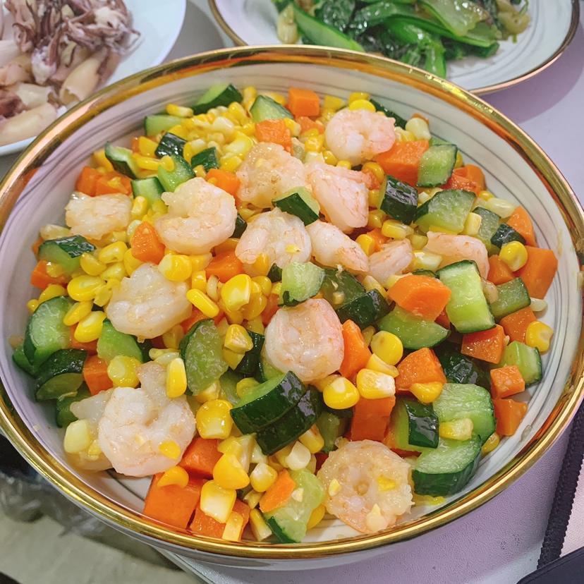 三色炒虾仁