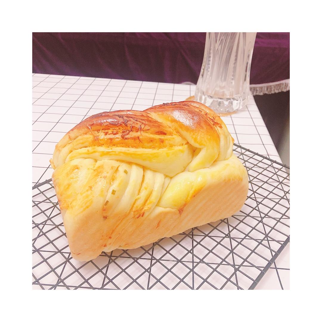 香葱肉松手撕吐司