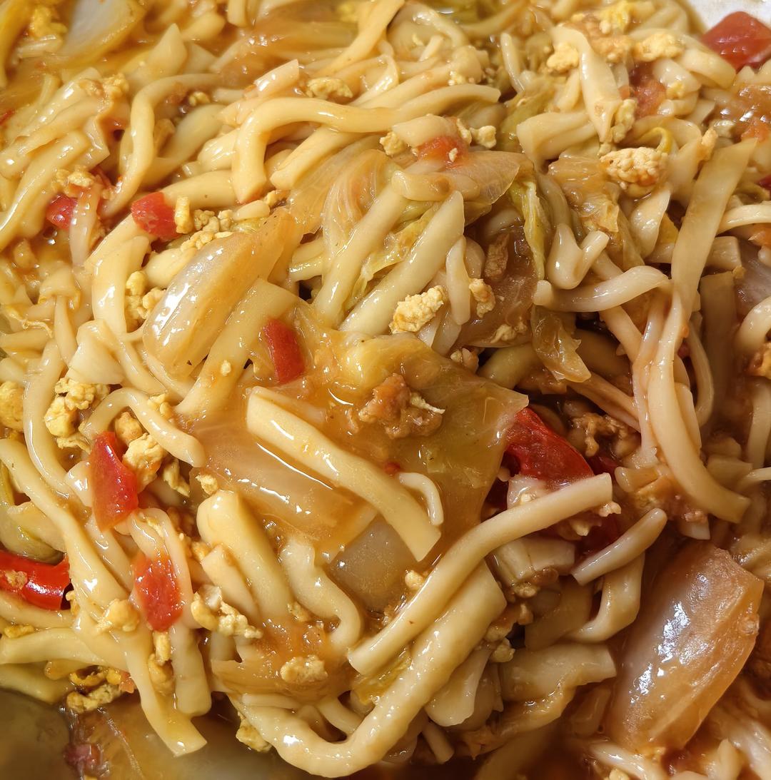 西红柿鸡蛋炒面（新疆家庭版）