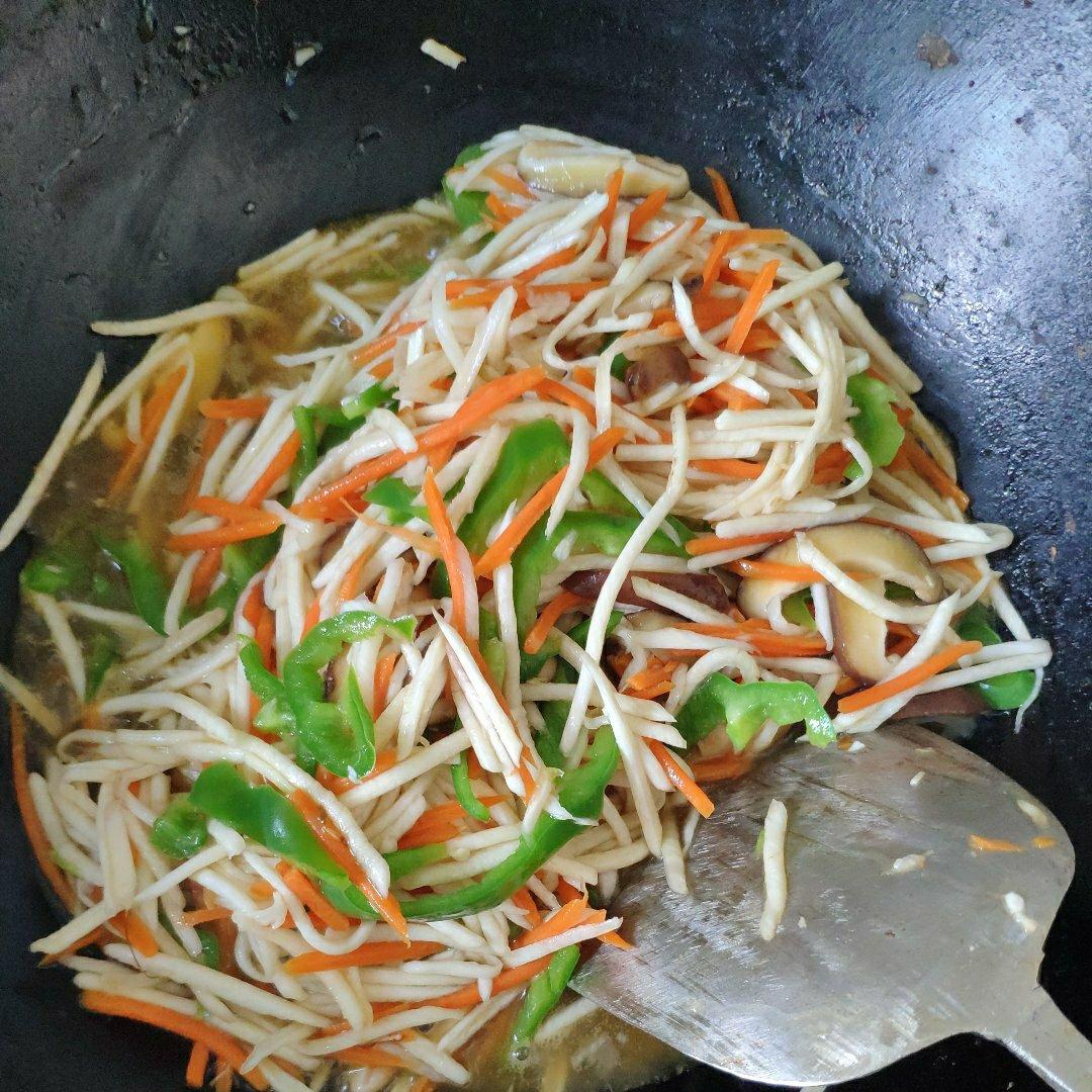 鱼香茭白丝