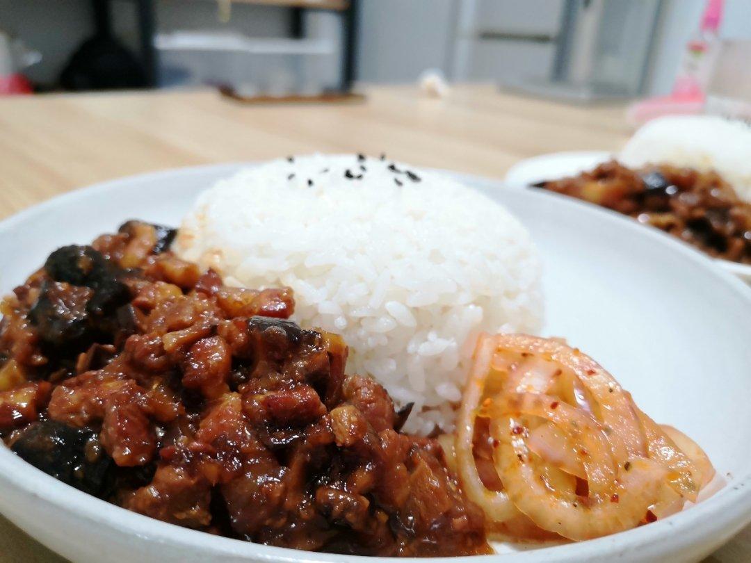 【小食刻 13】卤肉饭