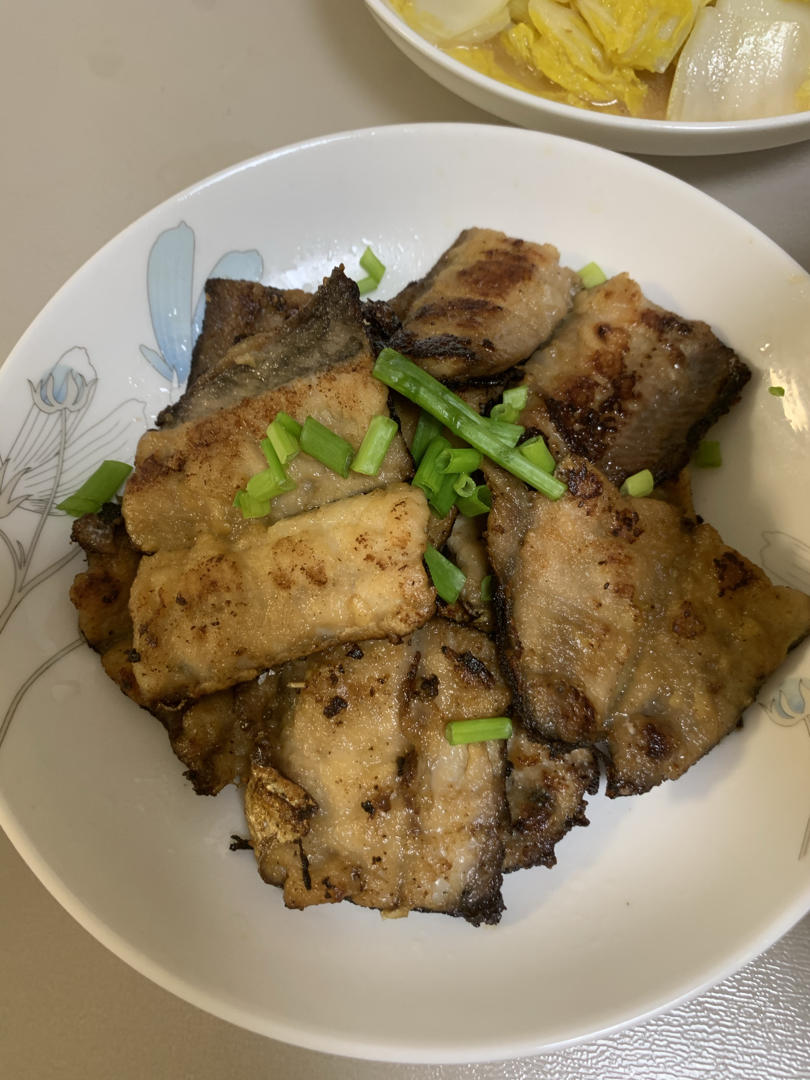 绝佳下酒送饭菜【香煎秋刀鱼】