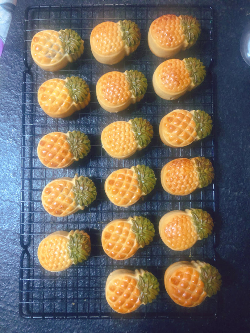 广式月饼通用饼皮（内附凤梨小菠萝🍍月饼的详细做法）