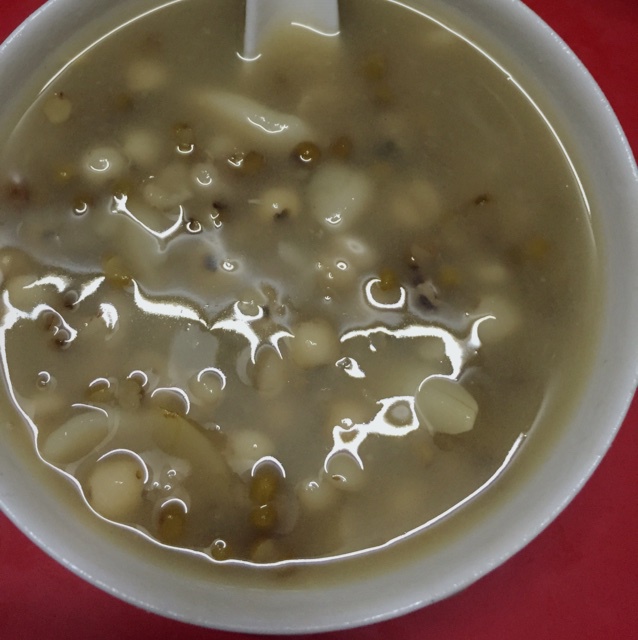 薏仁绿豆百合汤