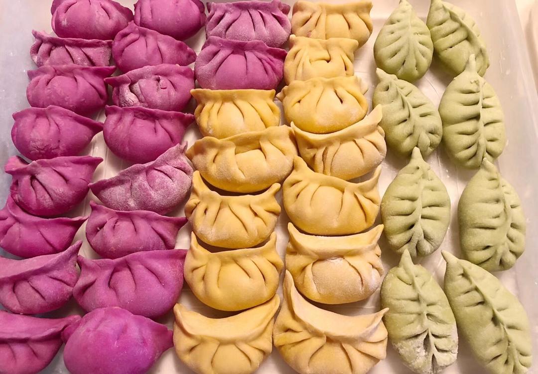 彩色饺子