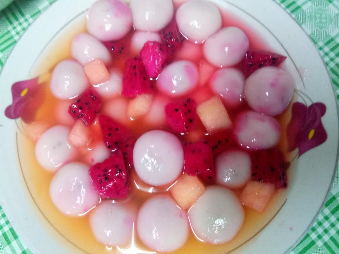 jq6aa做的五分钟制作快手水果汤圆