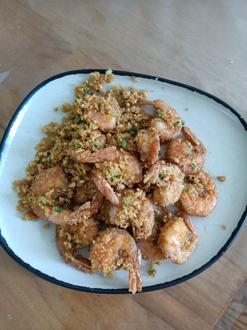 【避风塘香酥虾】