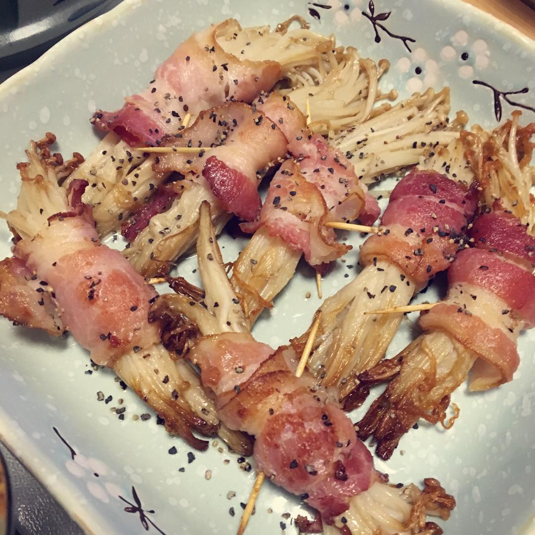 香煎培根金针菇卷