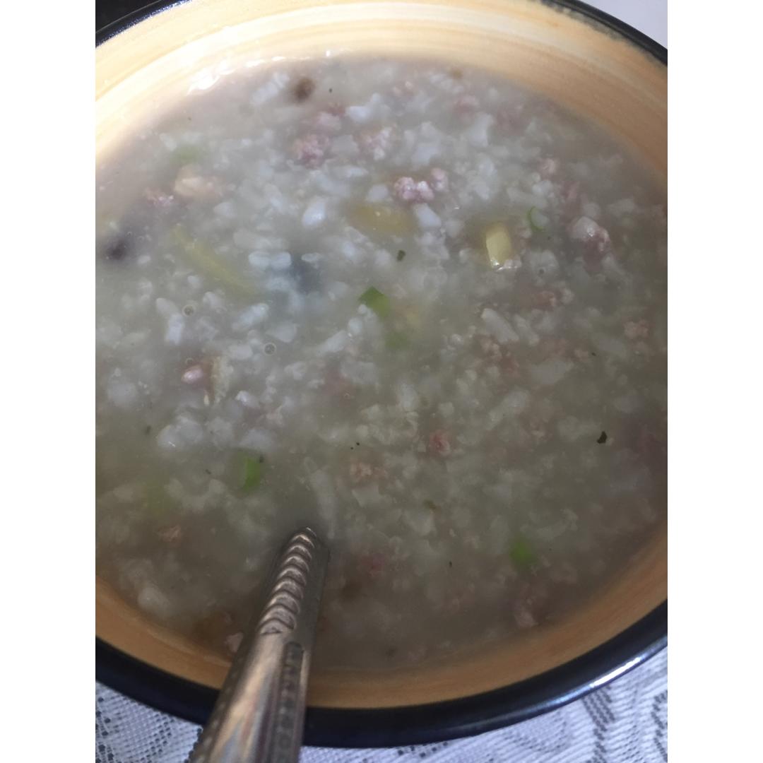 皮蛋牛肉粥