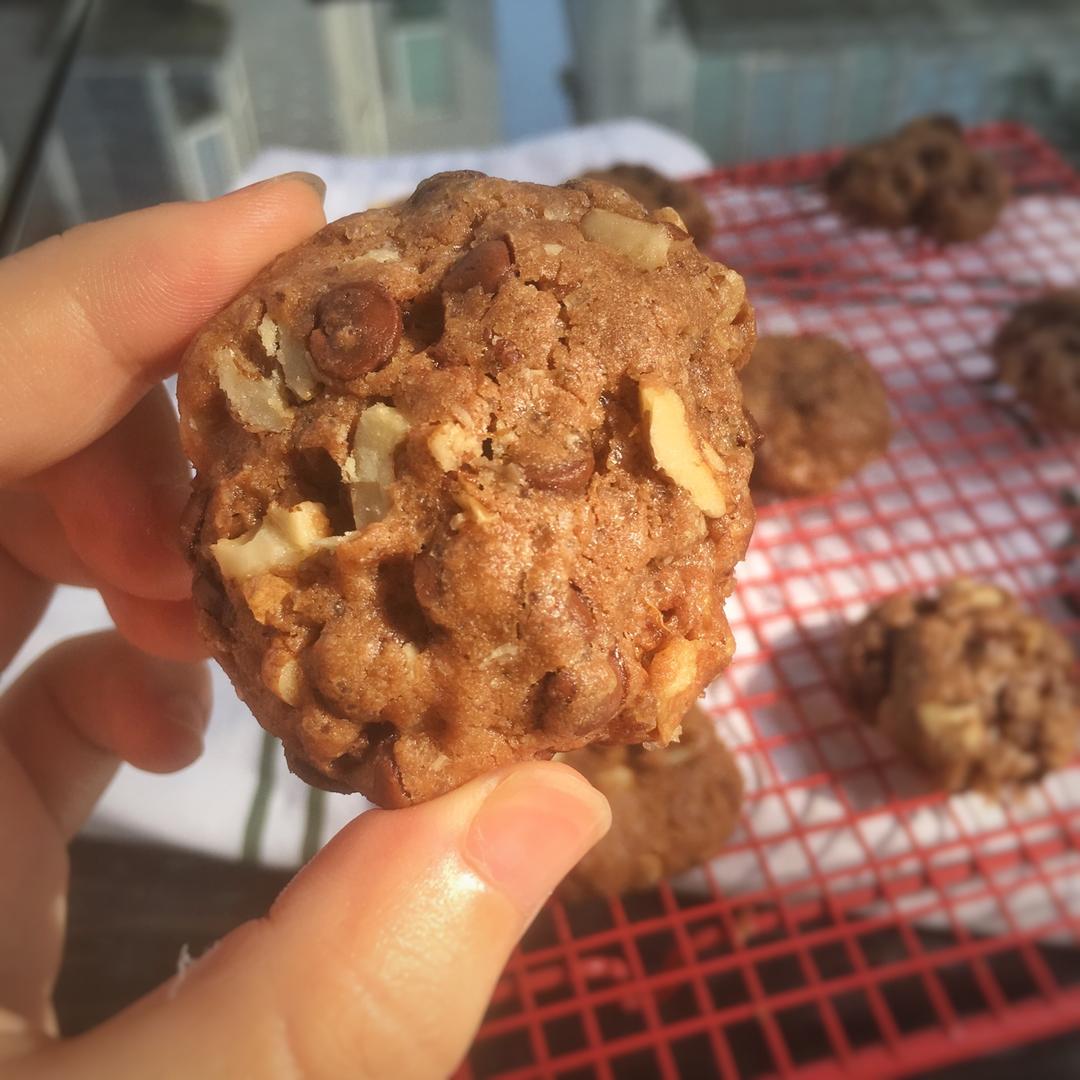 摩卡榛仁海盐大Cookie