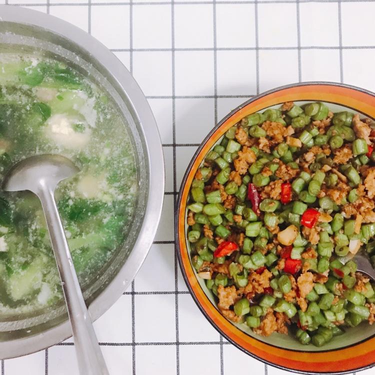 肉沫豆角下饭菜