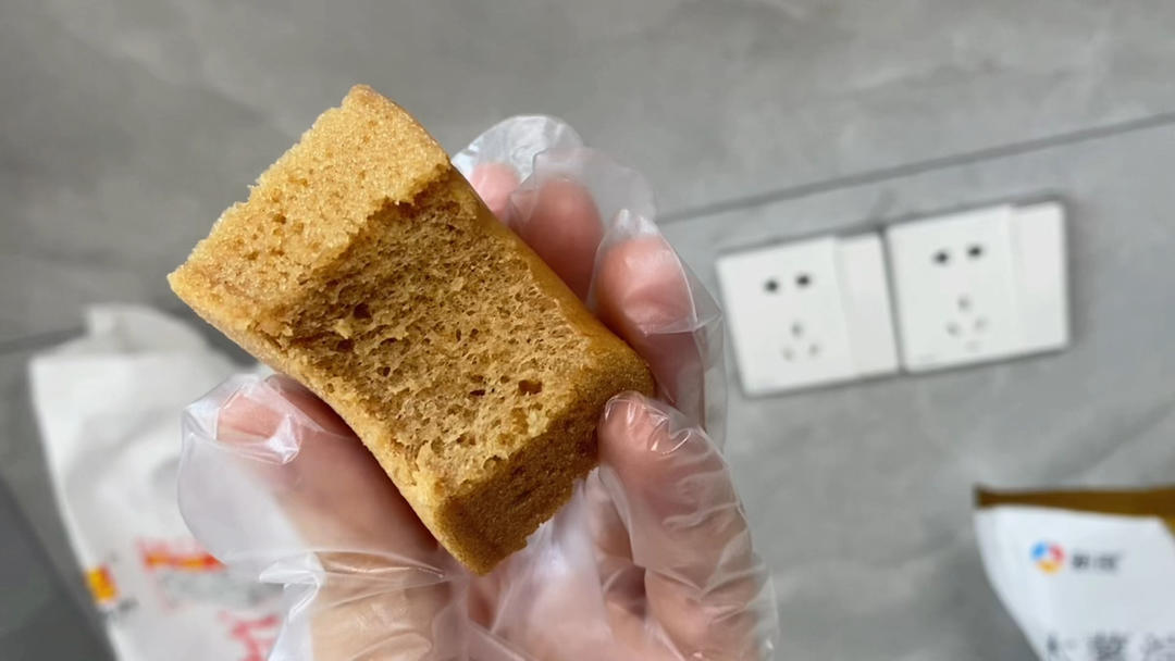 马拉糕，软糯弹韧，香甜细腻，和一般发糕不一样