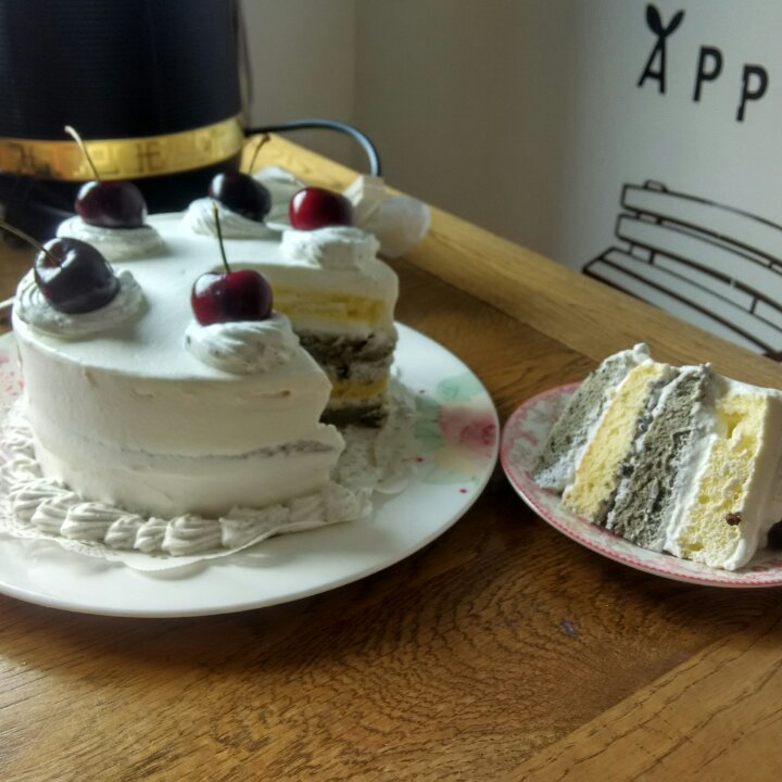 黑芝麻 戚风奶油蛋糕（视频菜谱）