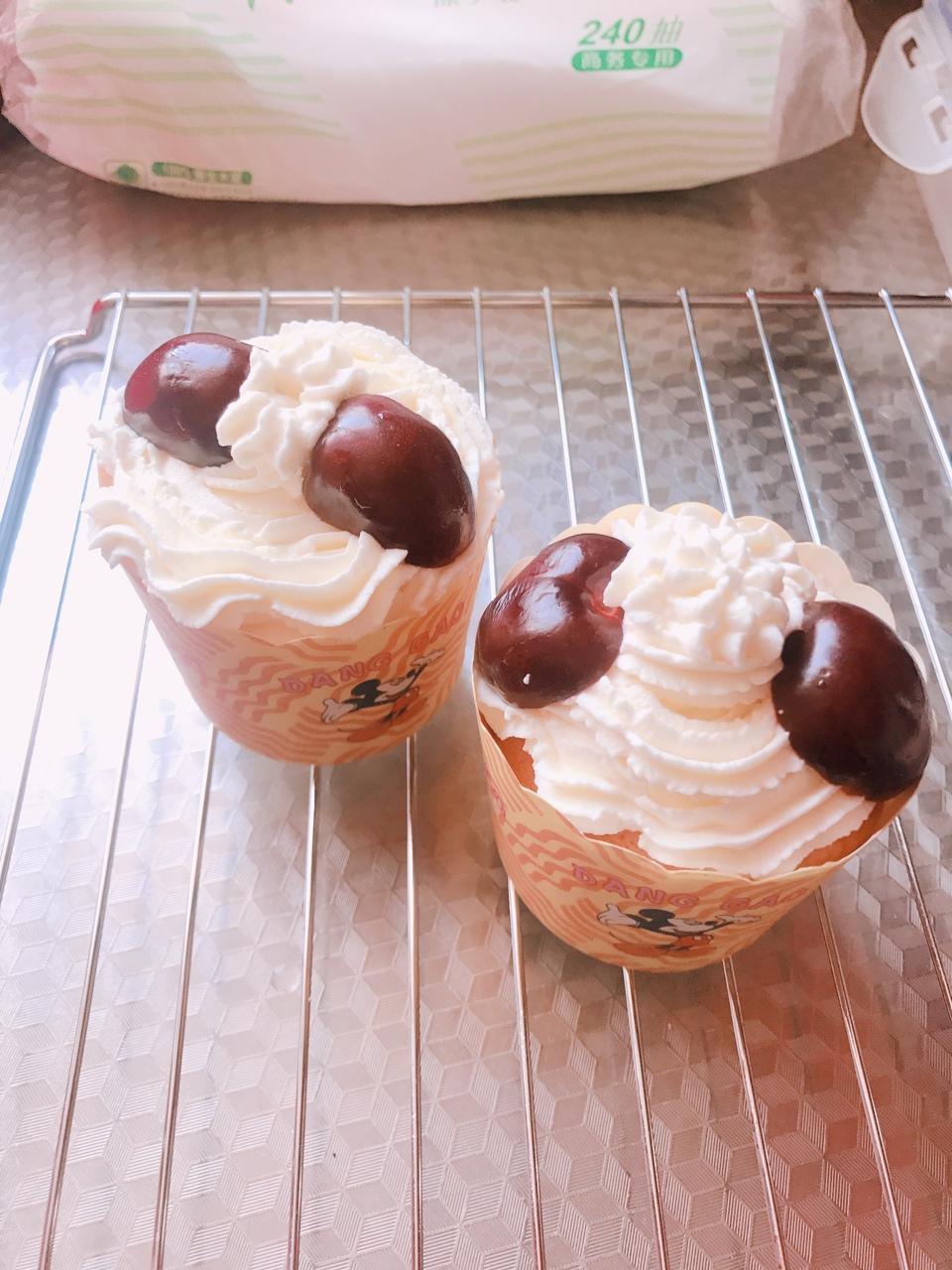 纸杯戚风蛋糕