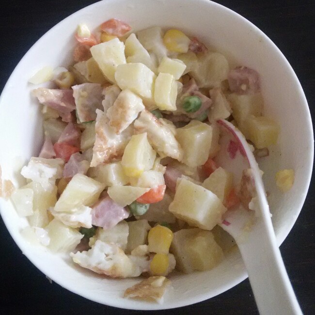 躲在樱花树下的妖怪做的火腿土豆沙拉