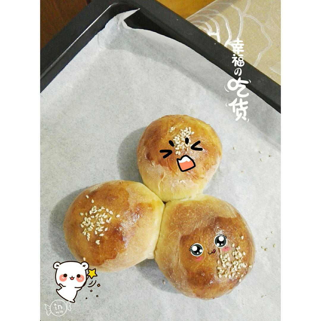 无黄油胡萝卜奶香小餐包