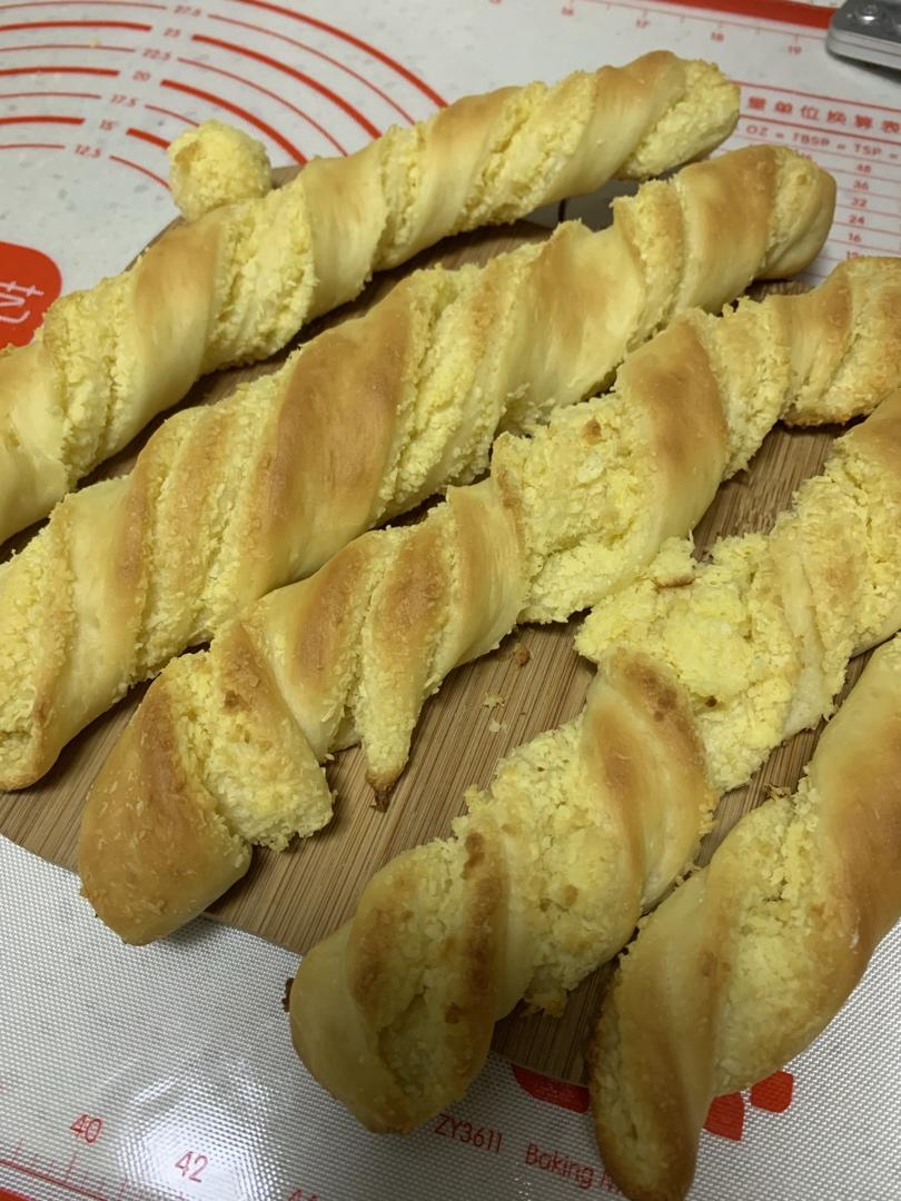 椰蓉面包棒 | 附自制椰蓉馅 两种整形方法