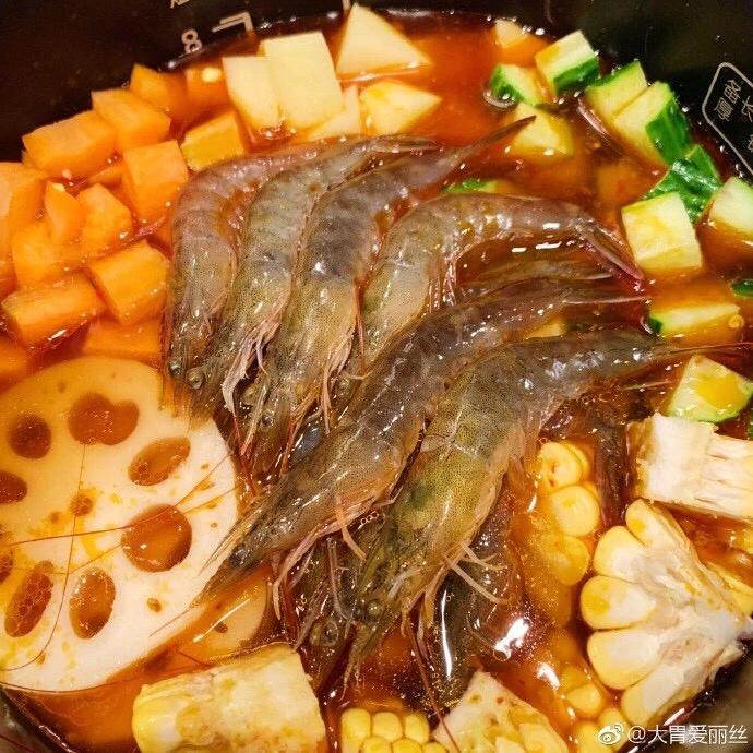 电饭煲鸡爪煲的做法