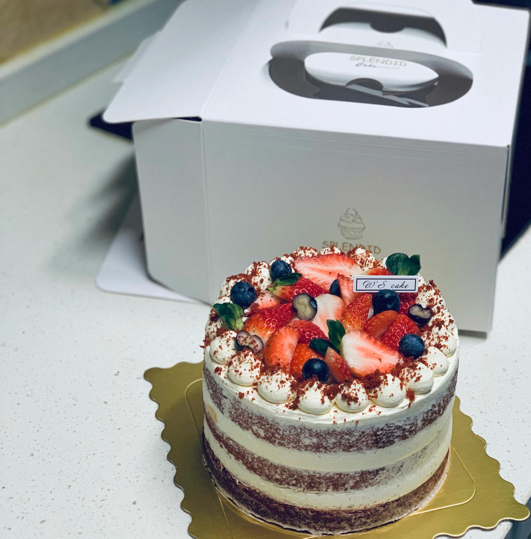 六、八、十寸戚风蛋糕
不回缩 不收腰