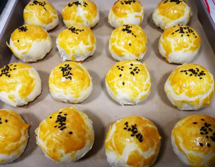 蛋黄酥