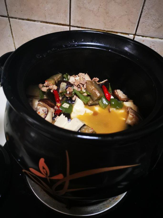 豆腐茄子肉末煲
