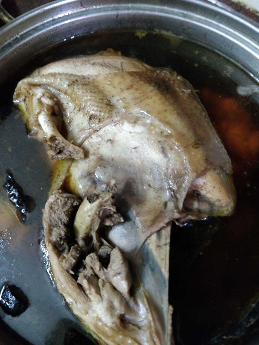 给世界杯熬夜看球赛的人儿的滋阴清热汤水——石斛灵芝鸡汤的做法