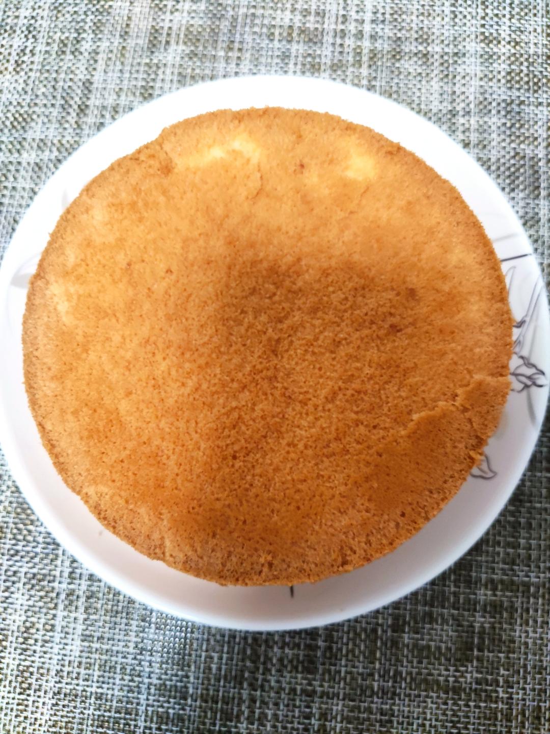 超柔软6寸戚风蛋糕(附8寸配方)零失败 超详细‼️含操作视频