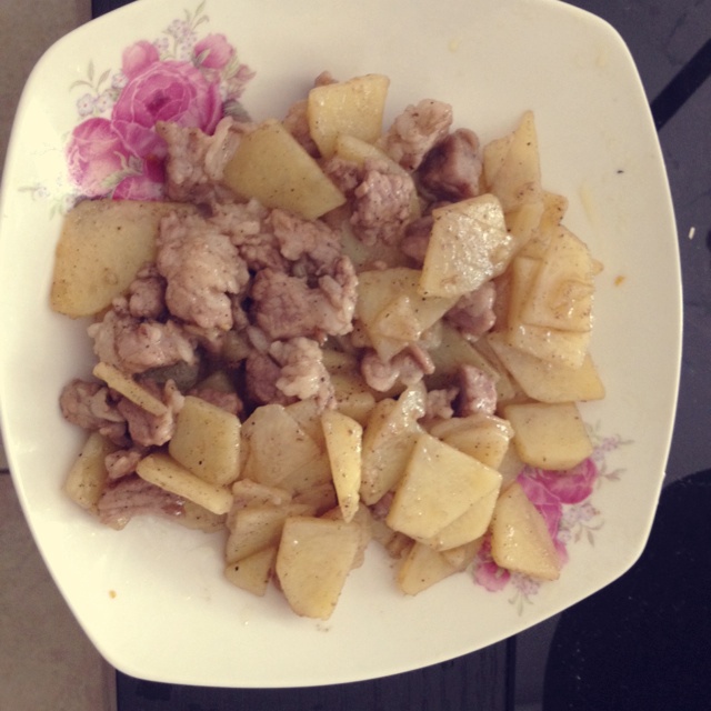 土豆丝炒肉