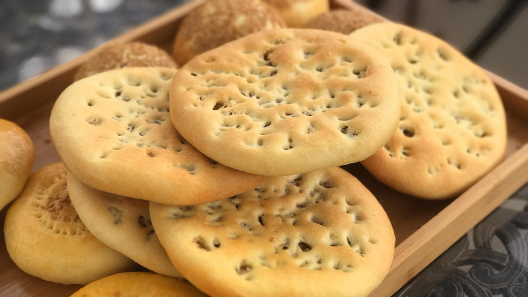 朱连必和做的新疆小油馕