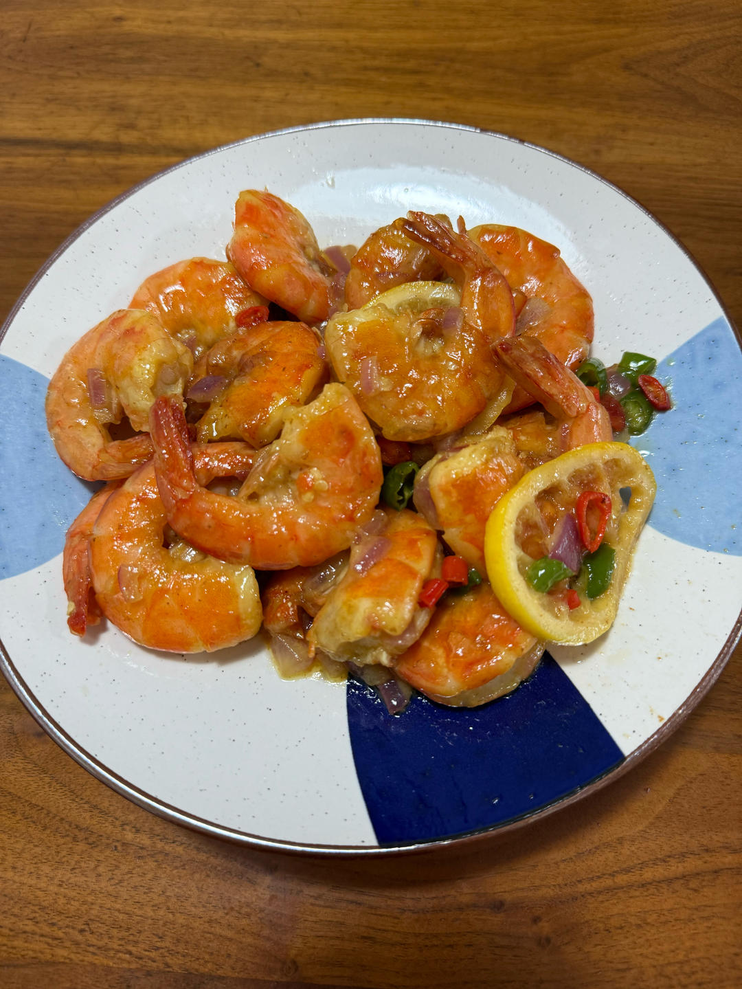 舔嘴 湿奶油老虎虾