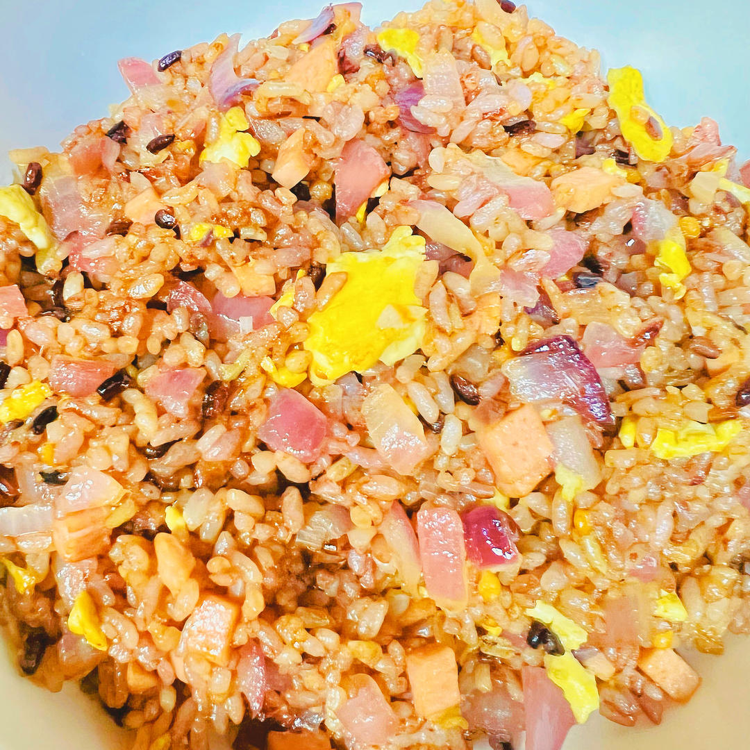 怎么都吃不腻的酱油炒饭！