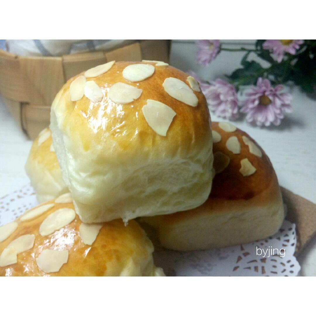 鲜奶油小餐包（一次发酵）